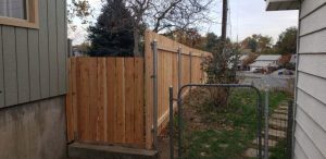 Wooden-fence-Contractor